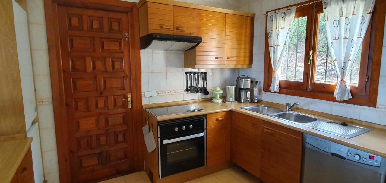 Sea View Villa With Pool, Near Beach In Calahonda, Marbella Area Mijas Exterior foto
