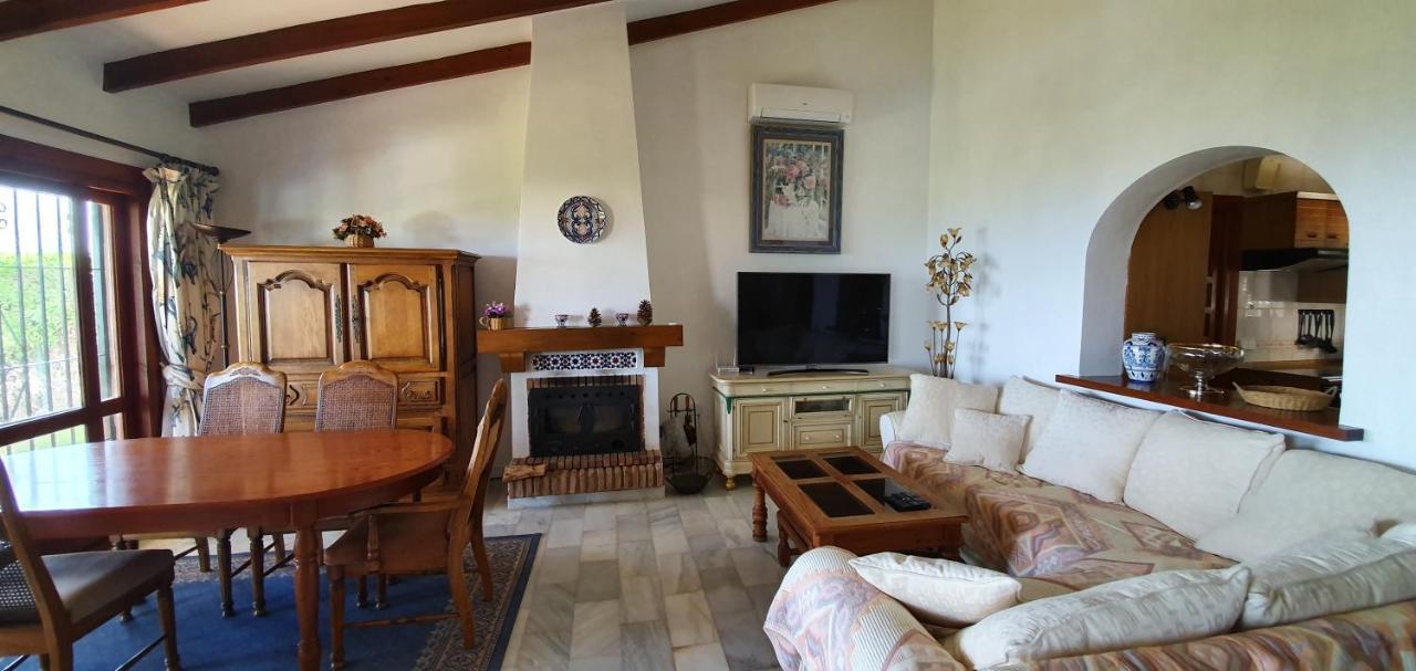 Sea View Villa With Pool, Near Beach In Calahonda, Marbella Area Mijas Exterior foto